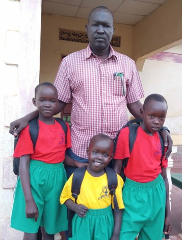 Rev William Lobo and children